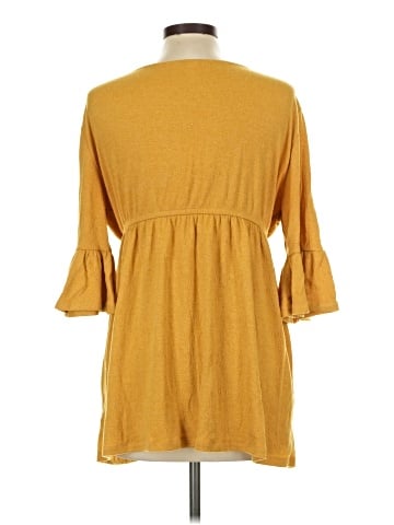 Old Navy 3/4 Sleeve Top (view 2)