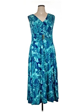 Liz Lange Casual Dress (view 1)