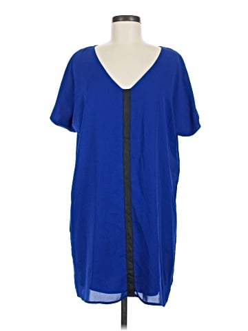 Francesca's Casual Dress (view 1)