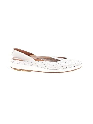 L'Amour Des Pieds Flats (view 1)
