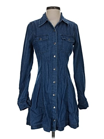 Abercrombie & Fitch Casual Dress (view 1)