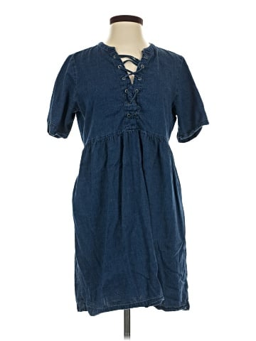 Old Navy Casual Dress (view 1)