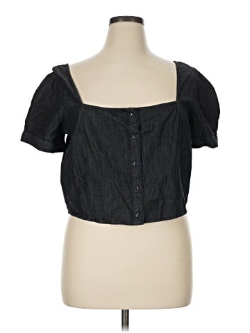 Express Short Sleeve Top (view 1)
