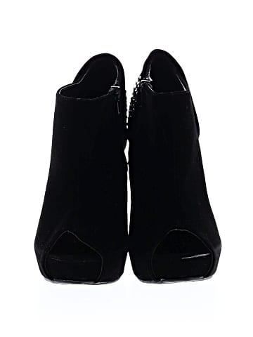Deb Heels (view 2)