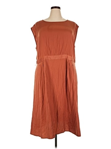 Ann Taylor LOFT Casual Dress (view 1)
