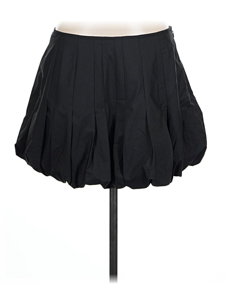 Geel Casual Skirt In Black