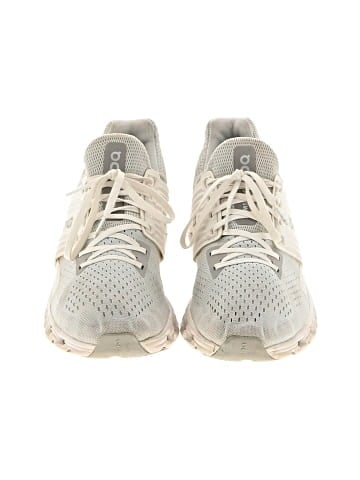 On Cloud Sneakers (view 2)