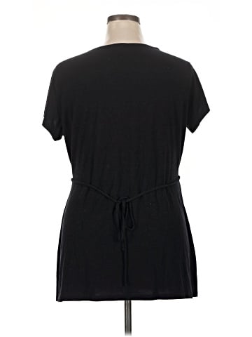 Torrid Short Sleeve Top (view 2)