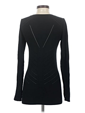 Blanc Noir Long Sleeve Top (view 2)