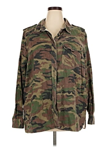 Forever 21 Plus Long Sleeve Button-Down Shirt (view 1)