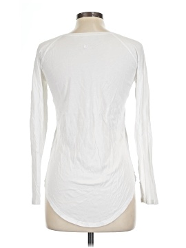 Lululemon Athletica Long Sleeve T-Shirt (view 2)