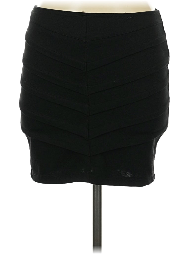 Pre-owned Forever 21 Casual Skirt In Black