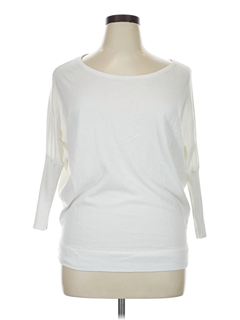 Click to view more detailed imagery on our partner's website Pre-owned Express 3/4 Sleeve T-shirt In White