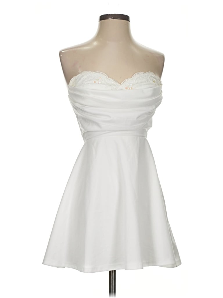 Pre-owned Lucy In The Sky Cocktail Dress In White