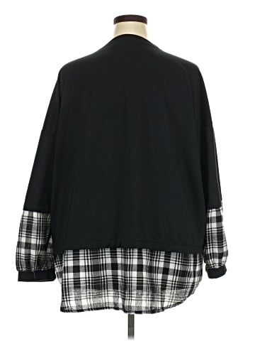 BLOOMCHIC Pullover Sweater (view 2)