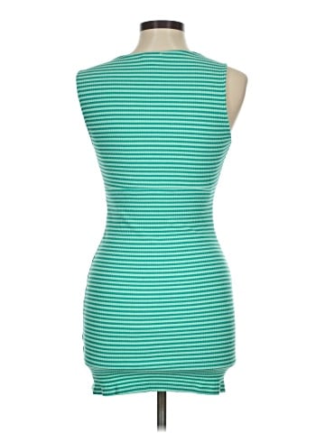 Le Lis Casual Dress (view 2)