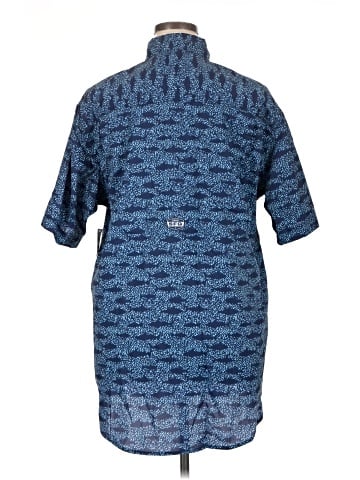 IZOD Short Sleeve Blouse (view 2)