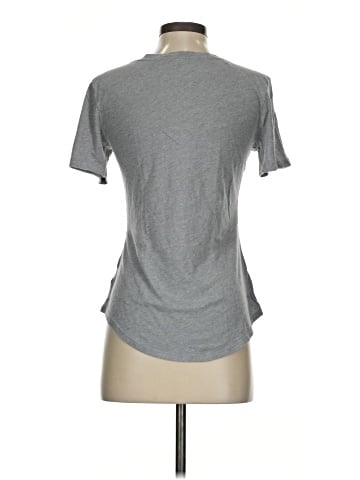Victoria's Secret Short Sleeve T-Shirt (view 2)