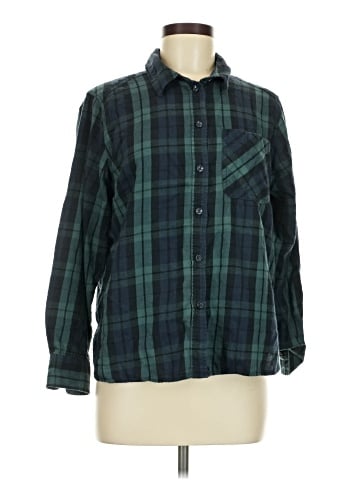 Time and Tru Long Sleeve Button-Down Shirt (view 1)