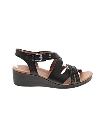 Baretraps Wedges (view 1)