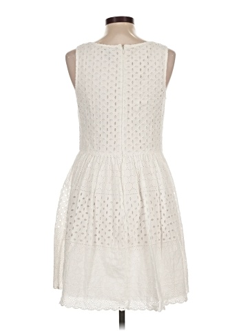 Old Navy Casual Dress (view 2)