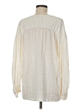Vince. Long Sleeve Silk Top (view 2)