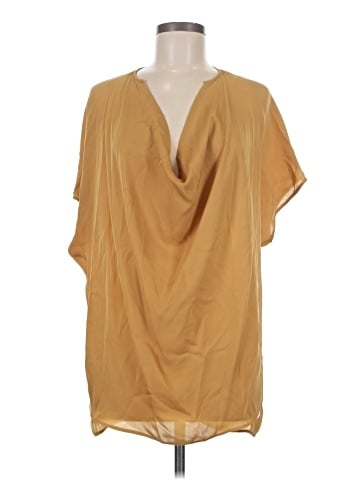 Vince. Short Sleeve Silk Top (view 1)