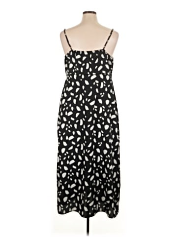 Old Navy Casual Dress (view 2)