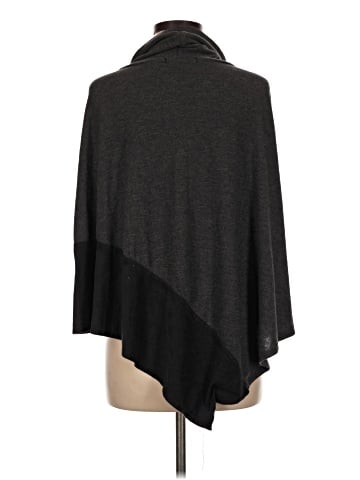 Ariella Poncho (view 2)