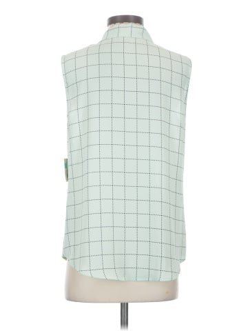Liz Claiborne Career Sleeveless Blouse (view 2)