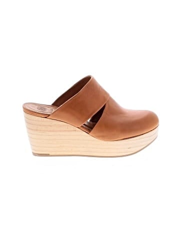 Coclico Wedges (view 1)