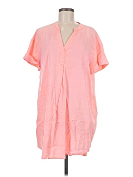 Vineyard Vines Casual Dress (view 1)