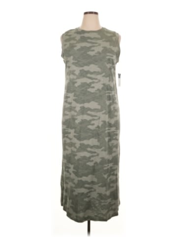 Universal Thread Casual Dress (view 1)