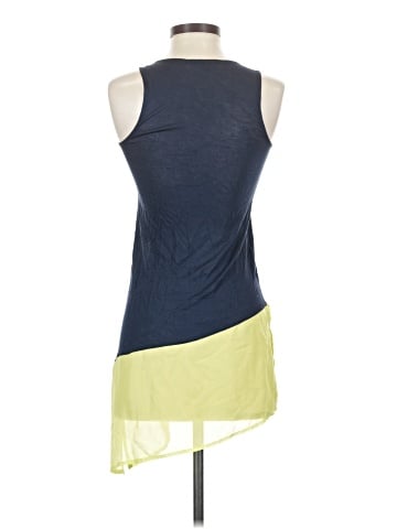 Trouve Sleeveless T-Shirt (view 2)