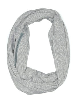 Sholdit Scarf (view 1)
