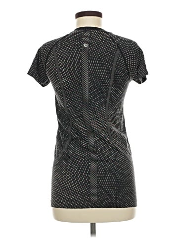 Lululemon Athletica Short Sleeve T-Shirt (view 2)