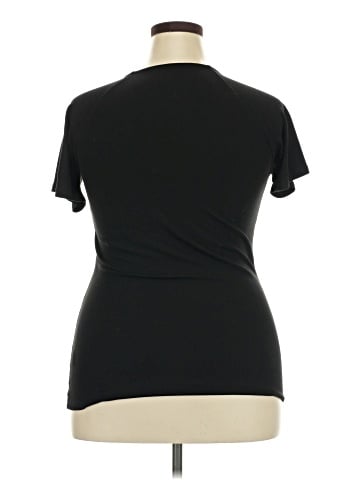 Torrid Short Sleeve T-Shirt (view 2)