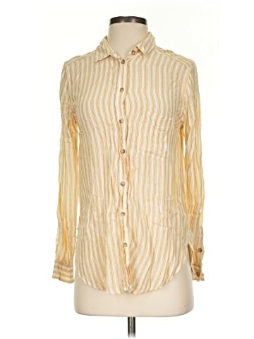 American Eagle Outfitters Long Sleeve Button-Down Shirt (view 1)