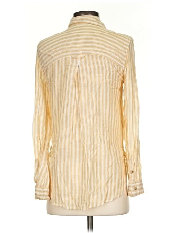 American Eagle Outfitters Long Sleeve Button-Down Shirt (view 2)