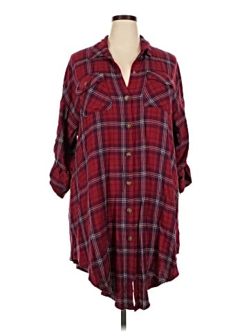 Torrid 3/4 Sleeve Button-Down Shirt (view 1)