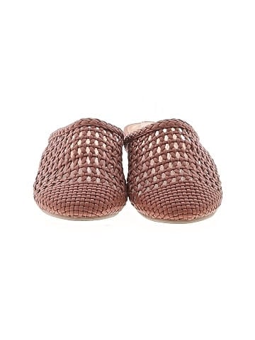 Universal Thread Mule/Clog (view 2)
