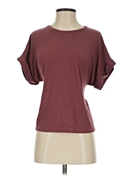 Express Outlet Short Sleeve Top