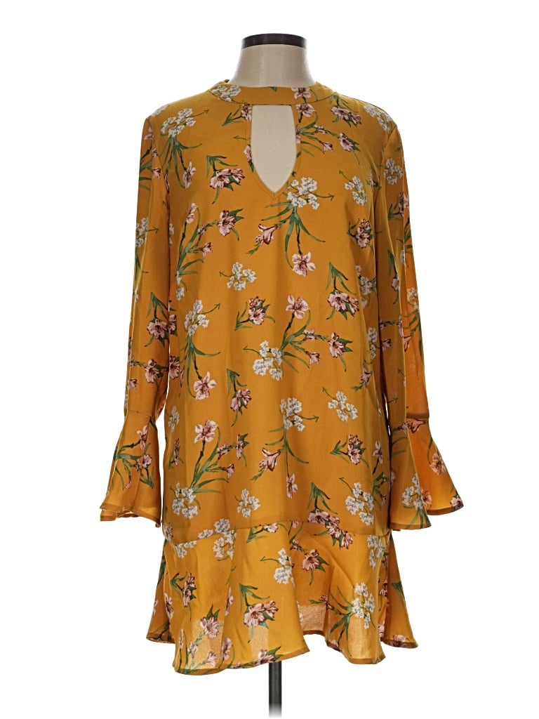 Pre-owned Xhilaration Casual Dress In Yellow