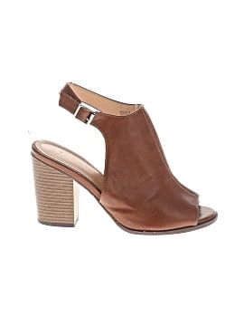 Chase & Chloe Sandals