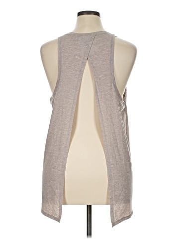 Gap Fit Sleeveless T-Shirt (view 2)