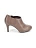 Me Too Brown Ankle Boots Size 7 1/2 - photo 1
