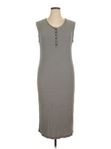 Old Navy Casual Dress (view 1)