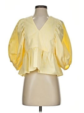 Hunter Bell 3/4 Sleeve Blouse