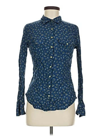 Maurices Long Sleeve Button-Down Shirt (view 1)