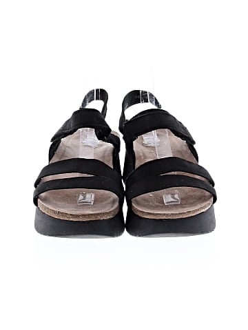 Munro American Sandals (view 2)